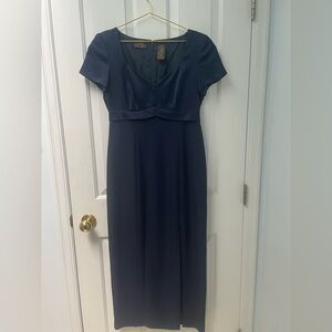 6 Liz Claiborne Night Vintage Navy Maxi Cocktail Dress with Sweetheart Neckline